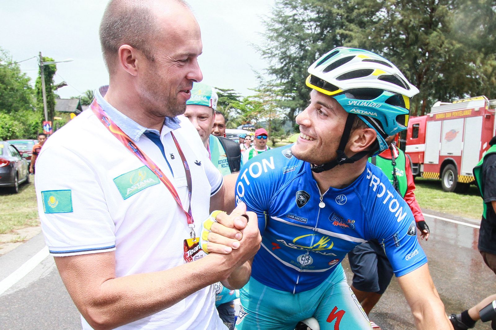 Guardini与车队共享胜利喜悦(c)Le Tour de Langkawi